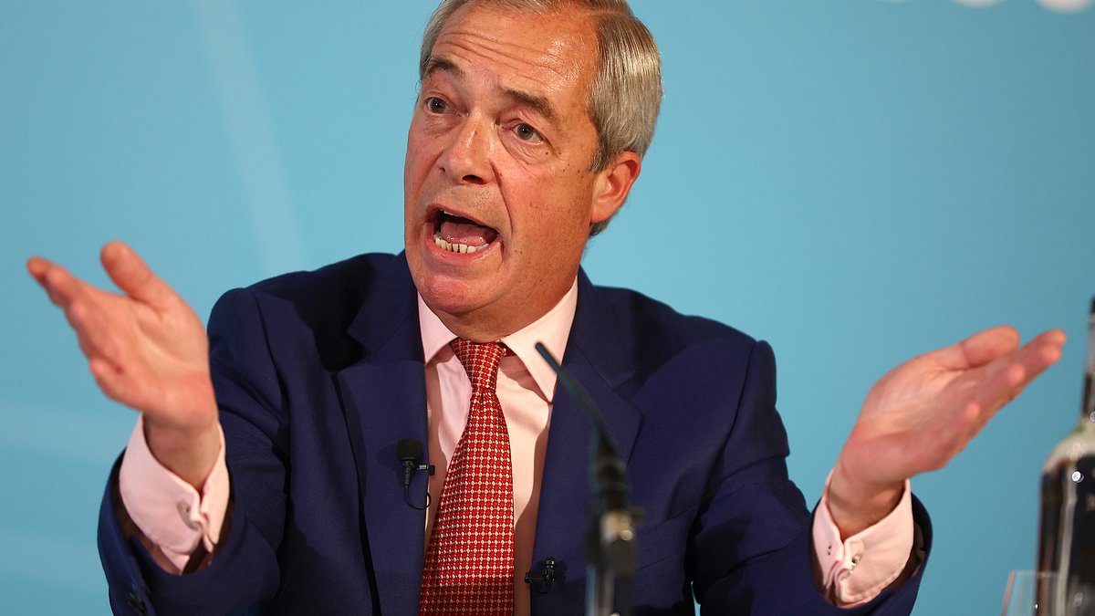 Megapoll finds Nigel Farage on track for No10 as Labour crisis deepens